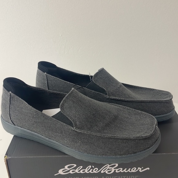 Brand new men’s Eddie Bauer slip on shoes. Full cushioned footbed. main image 13